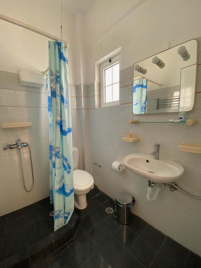 Blue Dolphin Studios And Apartment Vagia (Aegina) Exterior foto