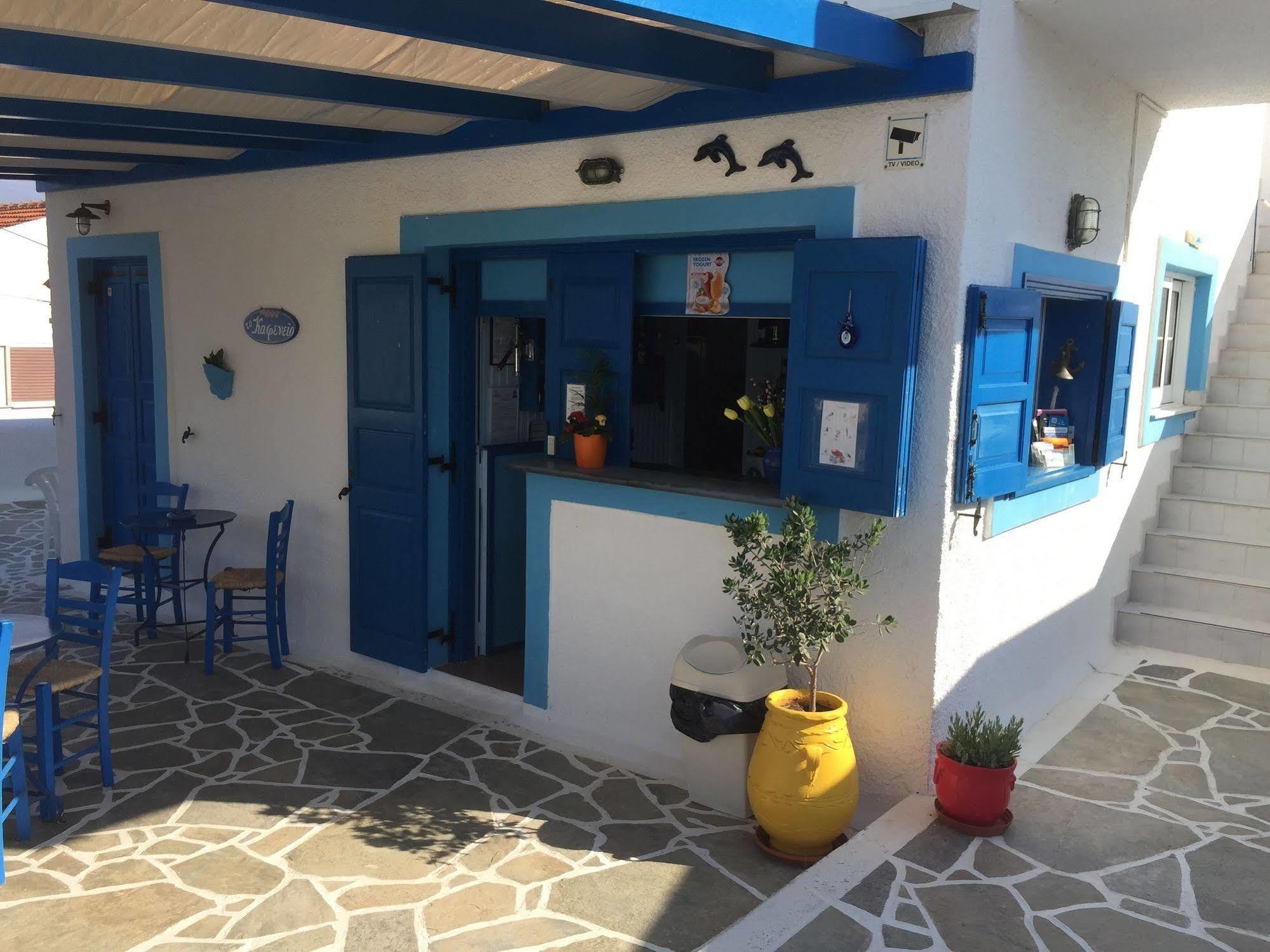 Blue Dolphin Studios And Apartment Vagia (Aegina) Exterior foto